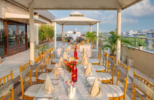 Auli Hotel | Sapna Clarks Inn