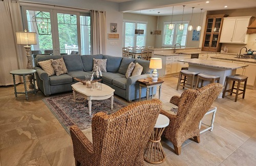 Canal Corkran House | Sapphire Coastal Chateau - A Refined Coastal Retreat Designed for Togetherness