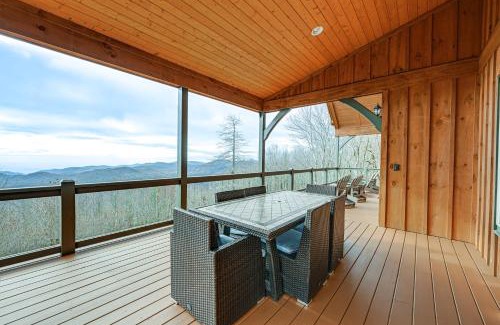 Sapphire House | Sapphire Mountaintop Cabin with Views and 2 Decks