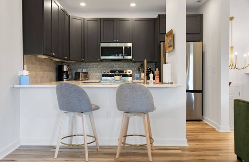 Sapphire Condo | Sapphire Retreat - freshly renovated with mountain views!