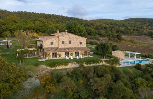 Sarteano Villa | Sapphire Villa