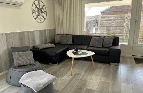 Warwerort House | Sarah
