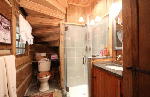 Pisgah Forest House | Sarah`s Cabin