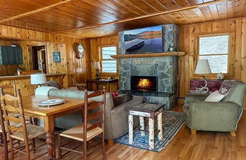 Saranac Lake House | Saranac Lakefront Cabin Fall Foliage Retreat