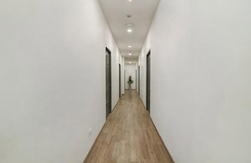 Thoraipakkam Hotel | Saras Multiplex