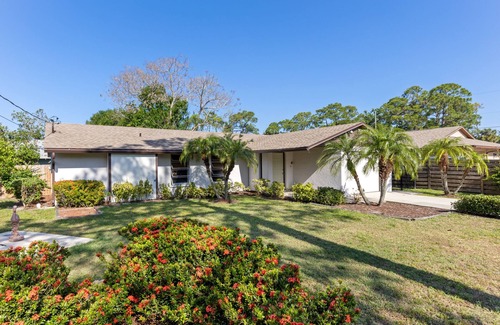 Gulf Gate Estates House | Sarasota Costal Vibe 15 min Siesta Key