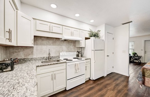 Laurel Park House | Sarasota Downtown Apartment!