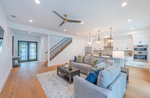 Arlington Park House | Sarasota Luxury Villa – 6BR w/Pool, Rooftop & Outdoor Kitchen