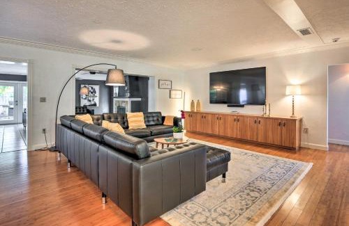 Sarasota House | Sarasota Vacation Rental with Pool and Game Room!