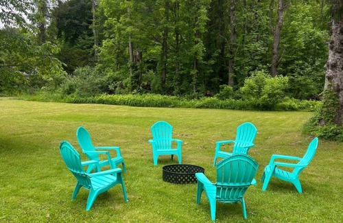 Saratoga Springs Apartment | Saratoga Garden Motel - Room 7