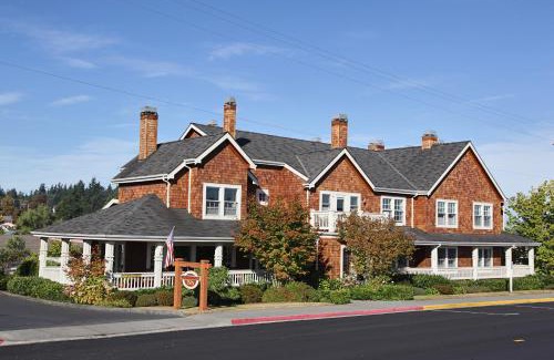 Langley Hotel | Saratoga Inn
