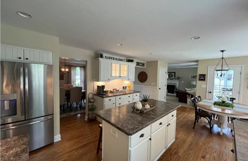 Saratoga Springs House | Saratoga Racetrack and SPAC getaway