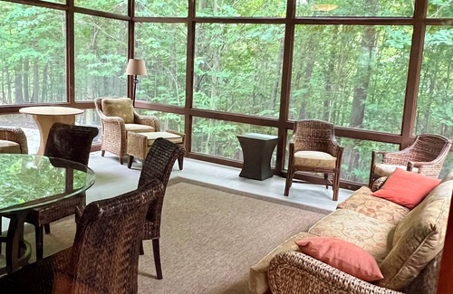 Saratoga Springs House | Saratoga Track Rental