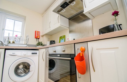 Kirk Sandall Apartment | Sargeson Apartment 2bedrooms 2bathrooms free parking
