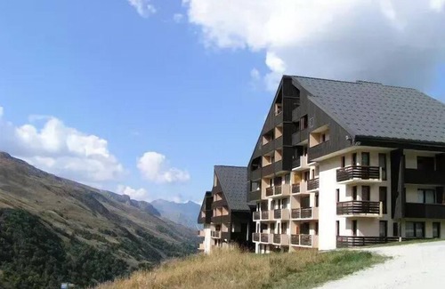 Les Menuires Apartment | Sarvan Residence - Charming ski studio at the foot of Les Ménuires