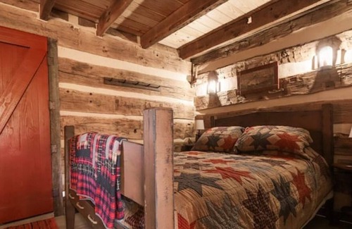 Ste Genevieve Apartment | Sassafras Creek Cabin, located in the Ste. Genevieve National Historical Park