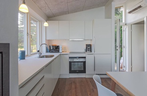 Oure House | "Sasser" - 10m from the sea by Interhome