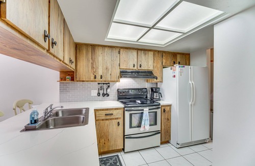 Tropic House | Satellite Beach Townhome w/Patios: 2 Mi to Beach