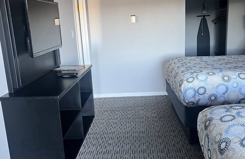Southeast Colorado Springs Hotel | Satellite Hotel