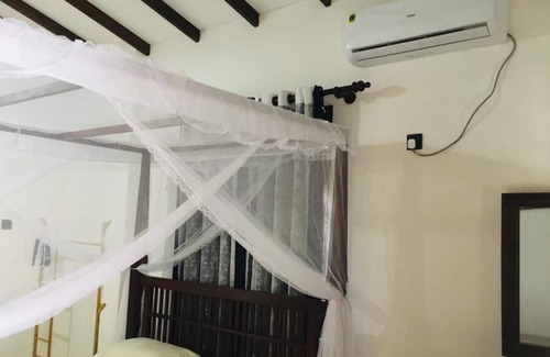Ambalangoda Villa | Sathis Villa