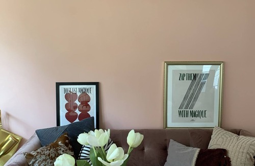Durham House | SATURDAY STAYS-Ashley