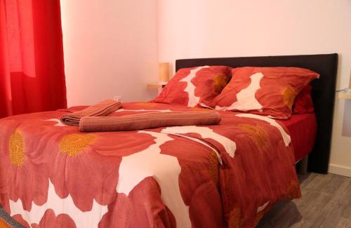 Saint-Quentin Apartment | Saturne