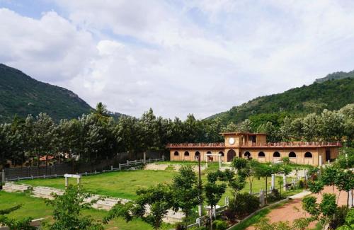 Chikkaballapur Resort | Satya Anantham Eco Retreat - Mystic Hotels