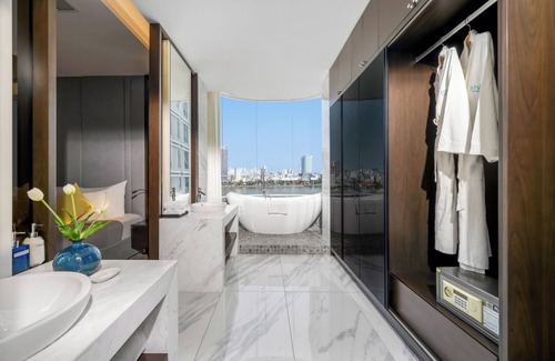 Hai Chau Hotel | Satya Da Nang Hotel Han Market