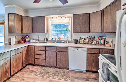Sault Ste. Marie House | Sault Ste Marie Getaway Near Soo Locks!
