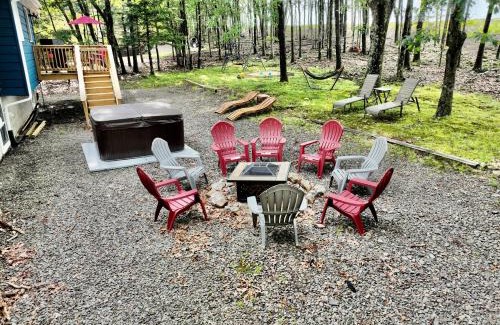 Albrightsville House | Sauna, Games,Grill, View,Lake,Pool,TVs