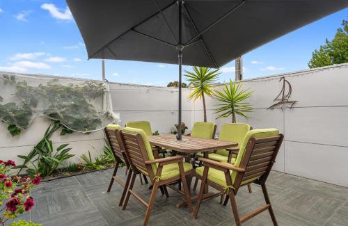 Blenheim House | Sauvignon Place - Blenheim Holiday Home