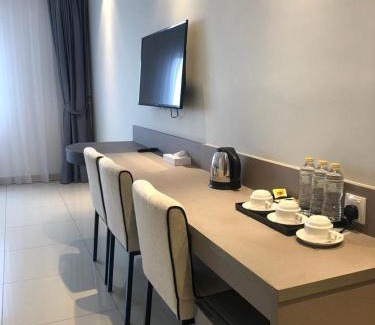Johor Baharu District Hotel | Savanna Hill Resort