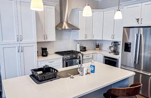 Hitch Village - Fred Wessels Homes House | Savannah Serenity