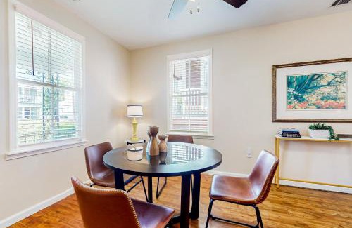 Dixon Park House | Savannah’s Southern Charm