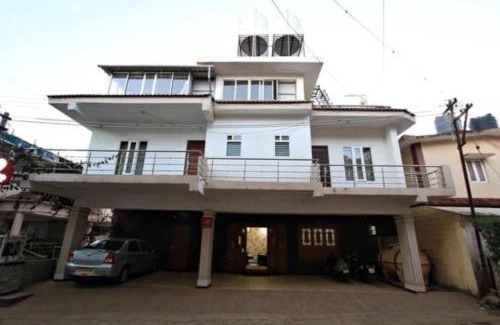 Ooty Hotel | Savi's home stay