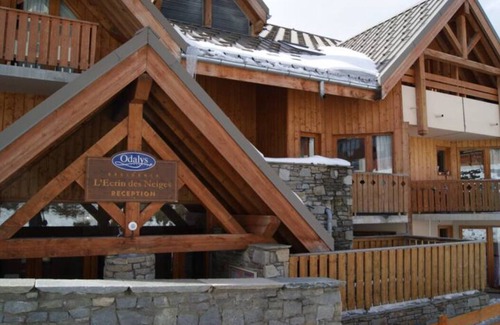 Valmeinier Apartment | Savoie, 100m from the slopes in Valmeinier, in a quiet location.