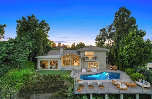 Bel Air Villa | Savona Horizon - Luxury villa that showcases a media room with wet-bar