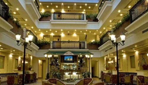 Sector 16 Hotel | Savoy Suites Noida