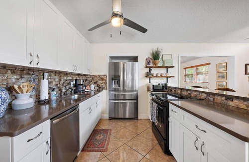 Yacht Club Estates House | Sawfish Bay Bungalow Old Florida Charm