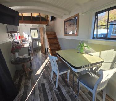 Burkes Pass Apartment | Sawmillers Wagon Gateway to Tekapo and the MacKenzie District