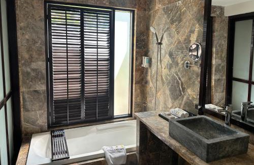 Dien Duong Hotel | SBH Le Belhamy Beach Resort
