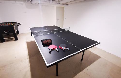 Charlottenburg Apartment | SC 00 LOFT by ROCKCHAIR Apartments l SUPERHOST Status l Unique & Style Loft 205 sqm 2 Floors Tablefootball Tabletennis 3 Bathrooms Boxspringbeds welcomes you!