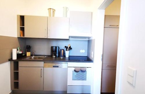 Charlottenburg Apartment | SC 07 by ROCKCHAIR Apartments l SUPERHOST Status l 2,5 Bedrooms Boxspringbeds Balcony Elevator welcomes you!