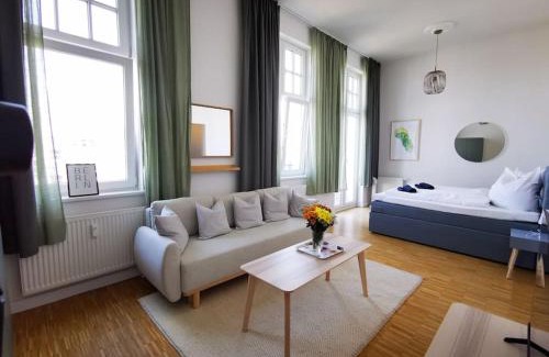 Charlottenburg Apartment | SC 07 by ROCKCHAIR Apartments l SUPERHOST Status l 2,5 Bedrooms Boxspringbeds Balcony Elevator welcomes you!
