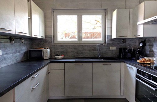 Westhalten Ski Chalet | Scandi – Cozy 3-Bedroom Chalet with Enclosed Garden – Near the Alsace Wine Route
