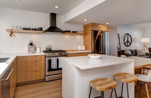 Park Meadows Condo | Scandinavian 72 Vantage Condo with Private Hot Tub by RedAwning