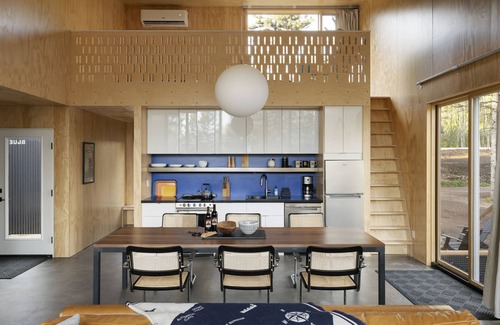 Lutsen Cabin | Scandinavian Chalet with Sauna in Lutsen - Blue