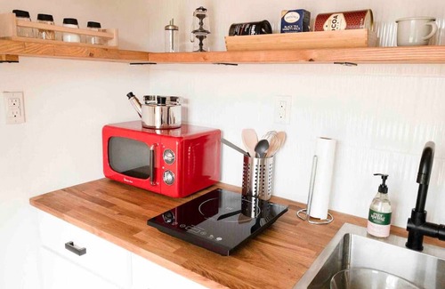 Grand Lake Cabin | Scarlet Paintbrush Cabin at Wild Acre Cabins