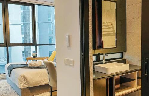 Kuala Lumpur City Centre Apartment | Scarletz Suites Klcc by Purple Orchid