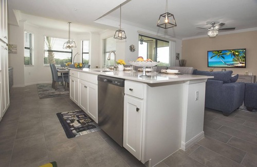 Lakewood Ranch Condo | Scenic, 2nd Floor 2/bed, 2/bath with golf & lake view